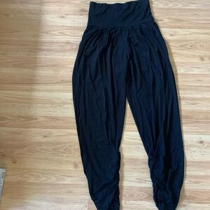 Free Label Sunday Crop Pant